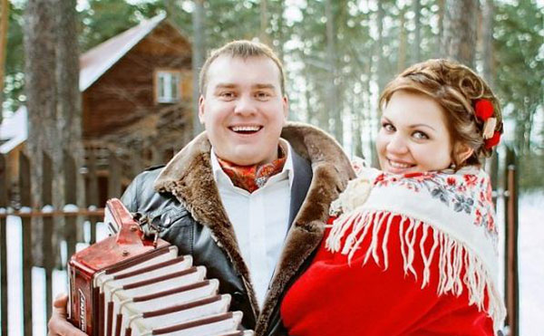 Свадебные платья в русском народном стиле фото 12