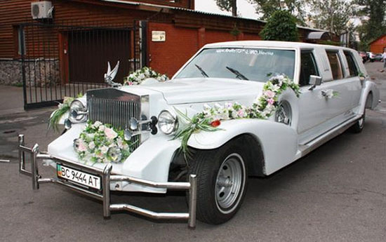 машина на белой свадьбе