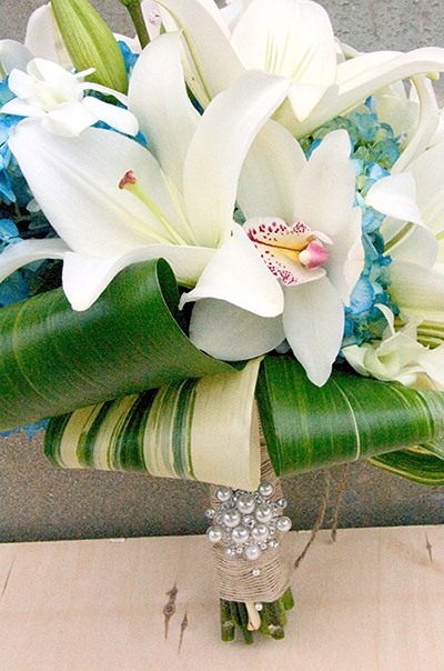 букет невесты из лилий фото 6