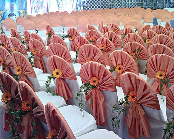 как украсить стулья на свадьбу фото 2