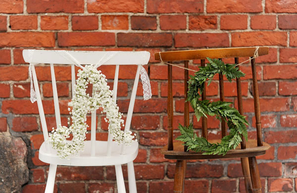 как украсить стулья на свадьбу фото 8