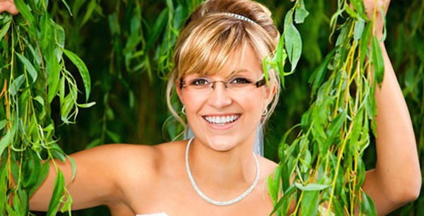 невеста в очках: изюминка свадебного образа фото 1