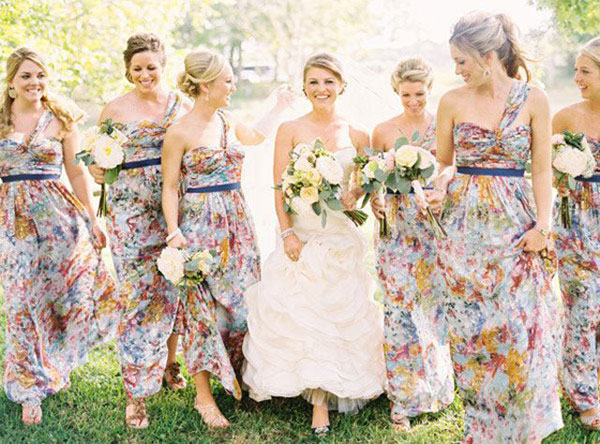 цветочные принты в оформлении свадьбы фото 23