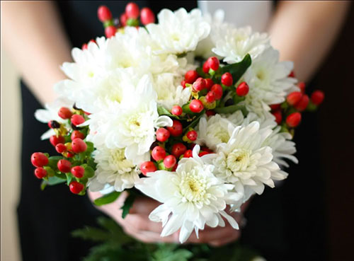 фото: Букет невесты из хризантем