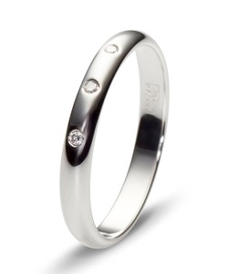 Обручальное кольцо  с 3 бриллиантами 585 пробы